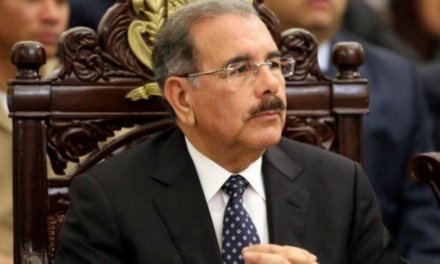[República Dominicana] Danilo Medina promulgó este martes la Primera ley de Partidos y Agrupaciones Políticas del país