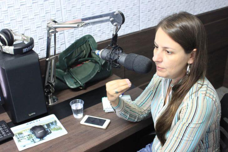 Entrevista a Ana Claudia Santano: «No tenemos, en la historia democrática del Brasil, un momento de tanto conflicto. No es este un momento normal y las personas, los ciudadanos tienen actitudes muy conflictivas»