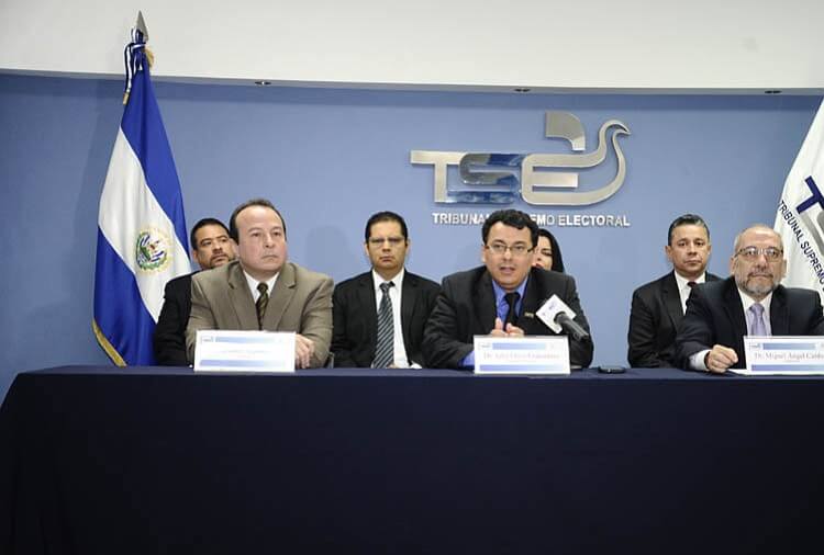 Nuevo Código Electoral de El Salvador separaría funciones administrativas y jurisdiccionales a TSE