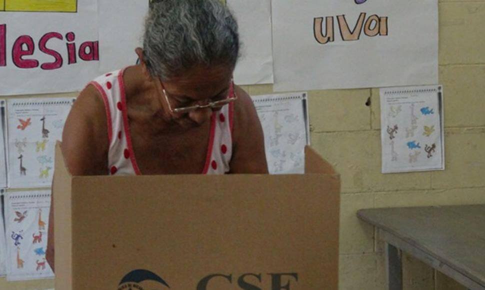 (Nicaragua) Publican listas de candidatos para elecciones regionales