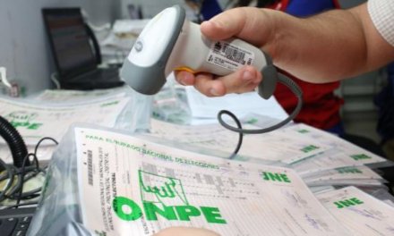 (Perú) JNE exhorta resolver con celeridad actas observadas