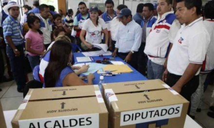 (El Salvador) TSE informó este domingo que la cifra de papeletas impresas para los comicios presidenciales del 3 de febrero próximo alcanzó el 84 por ciento.