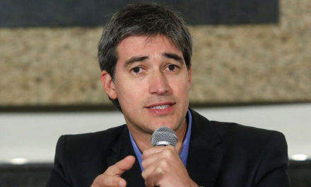 (Argentina) Adrián Pérez: las empresas tendrán un tope de aportes a los partidos en campaña electoral