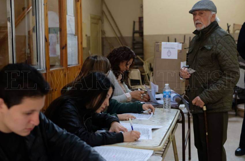 (Argentina) La provincia de Buenos Aires debatirá el uso del voto electrónico y el adelanto de las elecciones