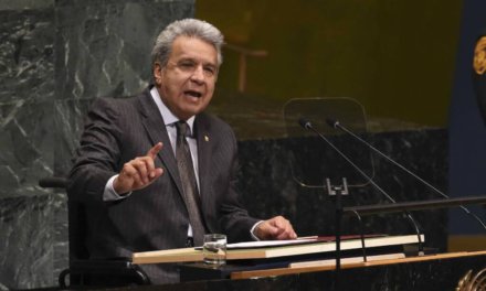 (Ecuador) Lenín Moreno insta a no votar «por la corrupción» en las próximas elecciones locales en Ecuador