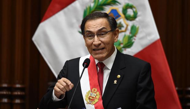 (Perú) Vizcarra exige investigar financiamiento de PPK y de todos los partidos