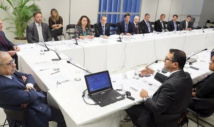 (Brasil) Presidente del TSE se reúne con gestores para tratar de fake news y elecciones