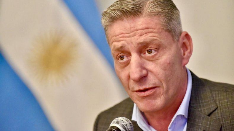 (Argentina) Chubut: Arcioni logró la reelección con el 38% de los votos. Carlos Linares y Gustavo Menna consiguieron el 31% y el 14%, respectivamente