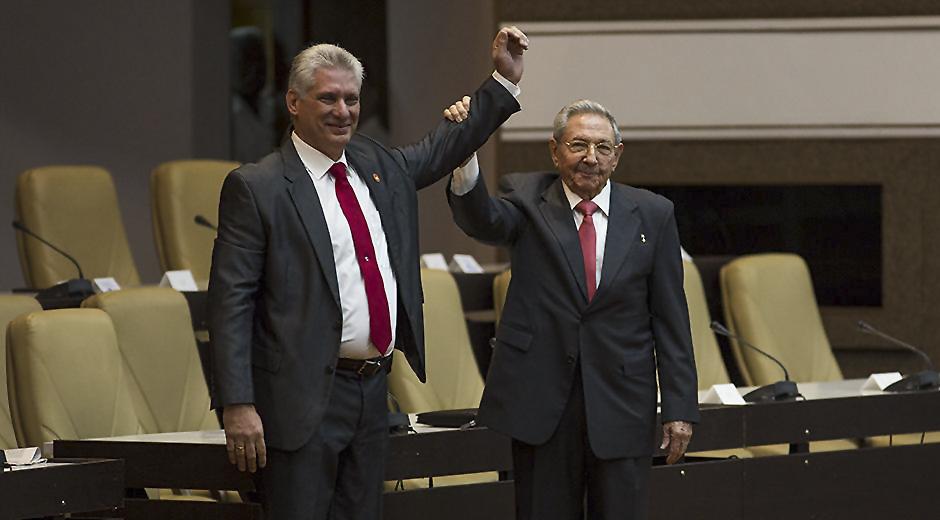 El régimen cubano se pregunta: ¿por qué te empeñas en democratizarme? A continuación, algunas razones
