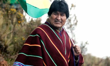 (Bolivia) Evo Morales aventaja 11 puntos porcentuales a Mesa en una última encuesta del diario El Deber y la red de televisión Unitel