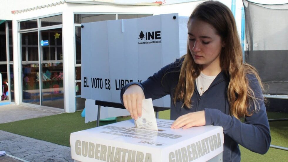 (México) INE entrega más de un millón de Credenciales para Votar cada mes