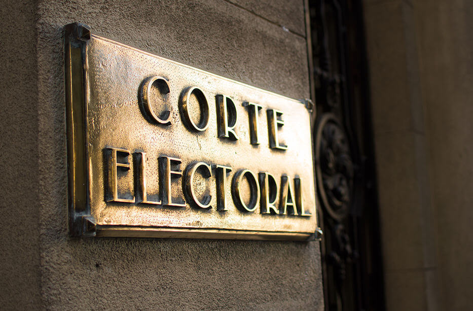 (Uruguay) Corte Electoral presentó detalles del pre-referéndum del domingo contra la Ley Trans