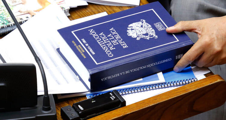 (Chile) Senado aprobó plebiscito constituyente: Paridad de género y escaños reservados avanzan en la Cámara.