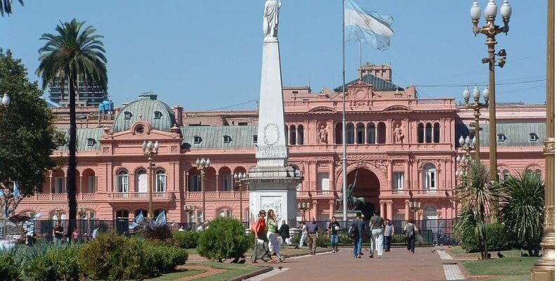 ¿Quién manda en la Argentina? Democracia e incertidumbre en la inédita coalición de gobierno