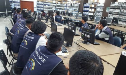 (Ecuador) CNE ajusta costo de su plan para renovación informática en el marco de las elecciones del 2021