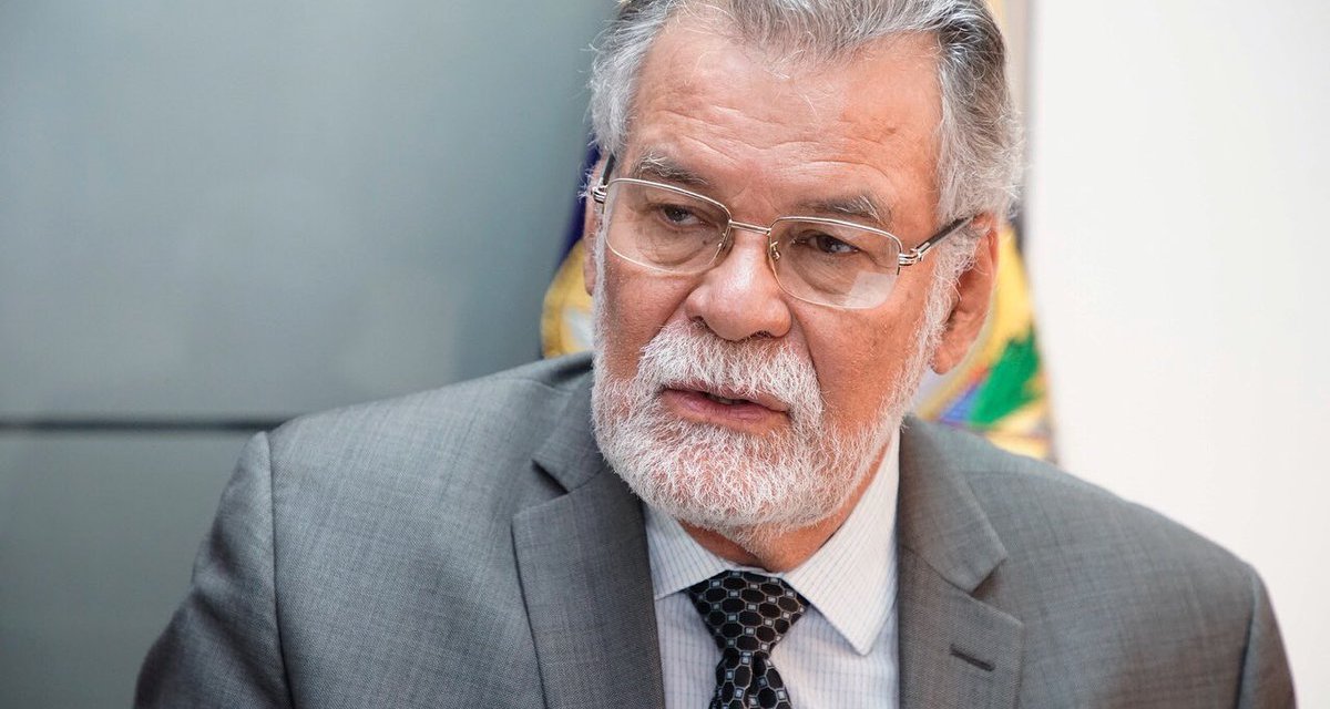 (Ecuador) El vicepresidente del CNE, Enrique Pita, trabaja en una propuesta de voto telemático