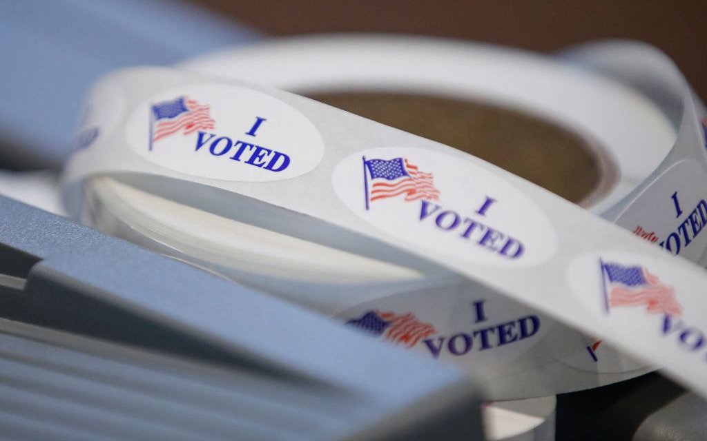 (Estados Unidos) California enviará boletas de votación por correo para elecciones de noviembre