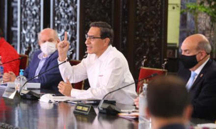 (Perú) Presidente promulga reformas en elección de TC, paridad y distrito electoral en exterior