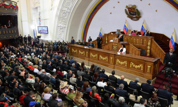 Parlamentos ornamentales: profundización del régimen de partido único en Venezuela