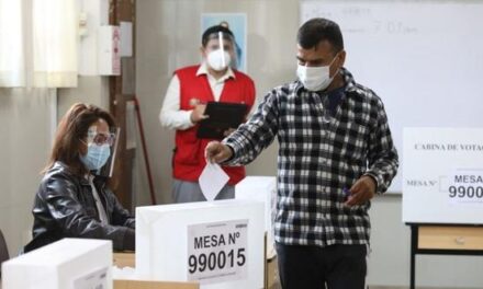 [Perú] ONPE: Más de 160 mil miembros de mesa fueron capacitados para elecciones de 2021