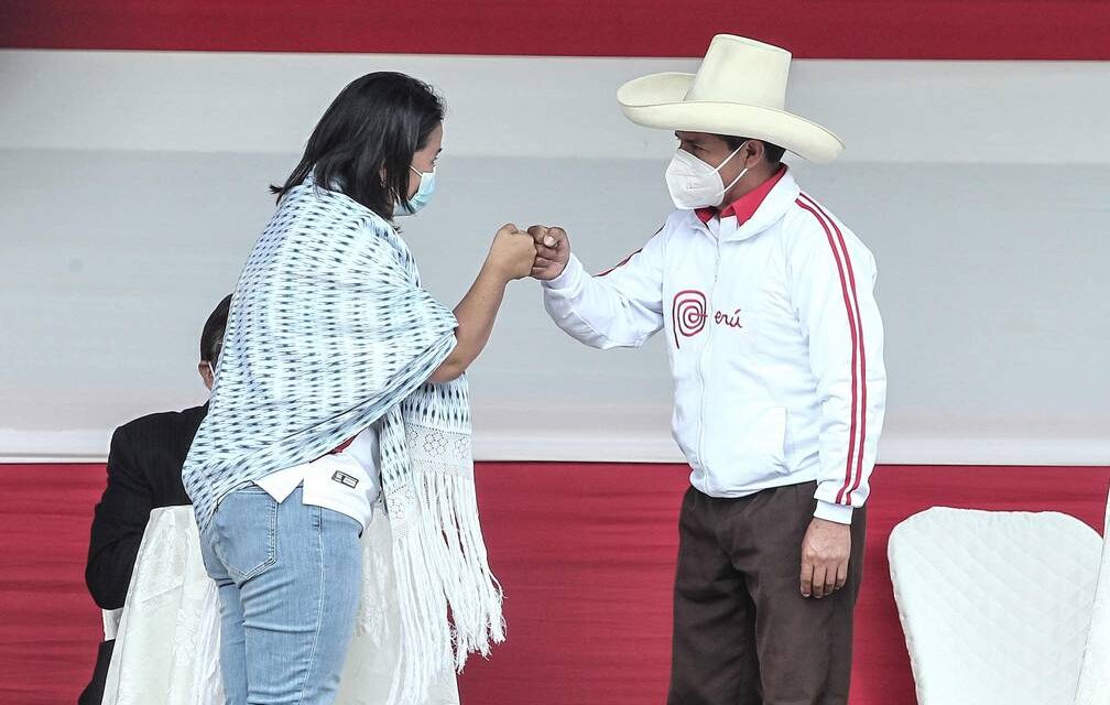 [Perú] ONPE: Resultados con actas contabilizadas al 100%: Castillo 50.125% y Keiko 49.875%
