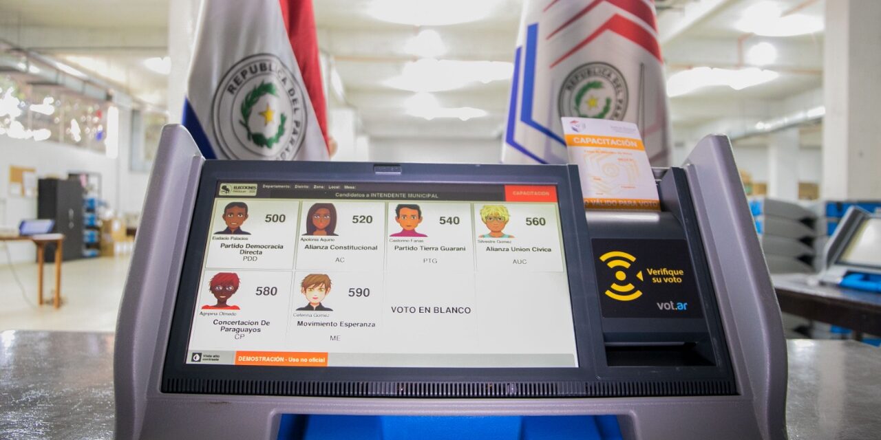 [Paraguay] TSJE adiestra a comunidades indígenas en el uso de las máquinas de votación