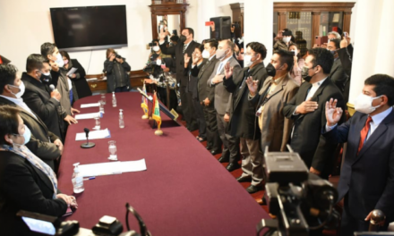 [Bolivia] Presidente designa a vocales de los TED, pese a que la Ley 018 prevé «inamovilidad»