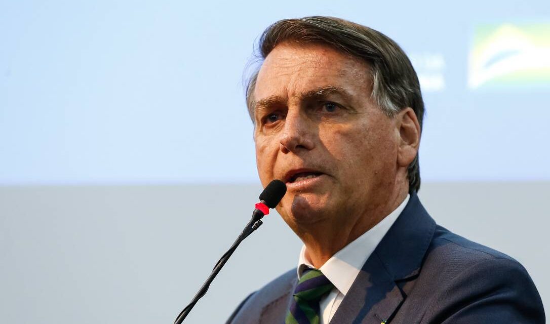 [Brasil] Bolsonaro no acepta «intimidaciones» del TSE y acusa a su presidente de buscar «imponer su voluntad»