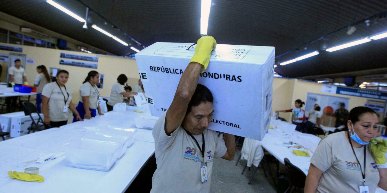 [Honduras] CNE recibe primer lote de cómputo para elecciones generales