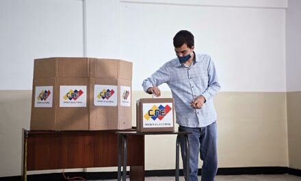 [Venezuela] El CNE ha distribuido el 90 % de la maquinaria para las elecciones
