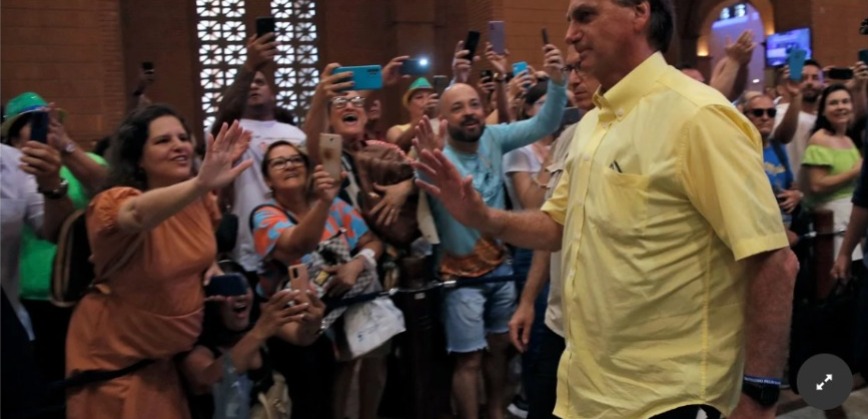 Elecciones en Brasil: Un nuevo sondeo reduce a cuatro puntos la ventaja de Lula sobre Bolsonaro