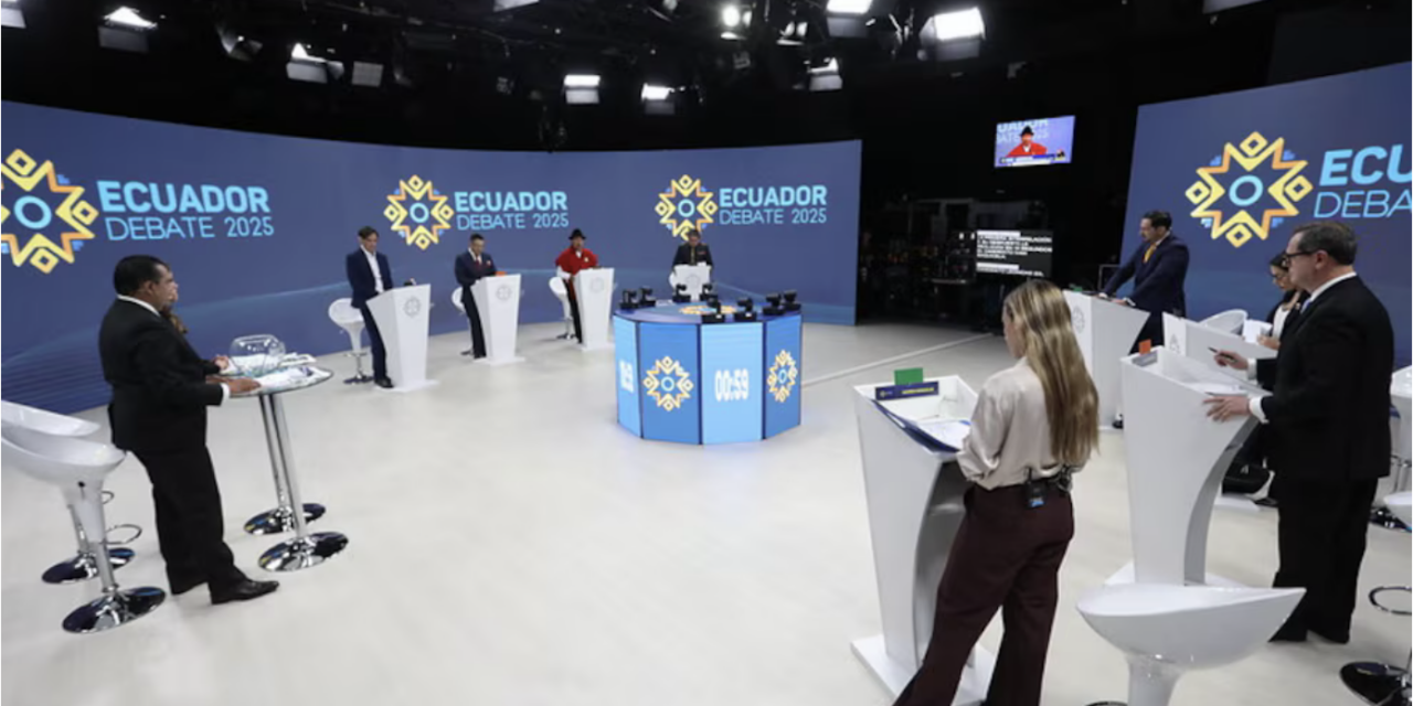 Elecciones en Ecuador: Daniel Noboa y Luisa González se perfilan como los grandes favoritos tras el debate presidencial